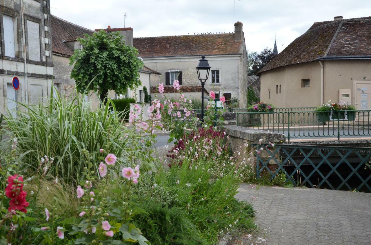 Gite Le Moulin Mezieres-en-Brenne Dış mekan fotoğraf